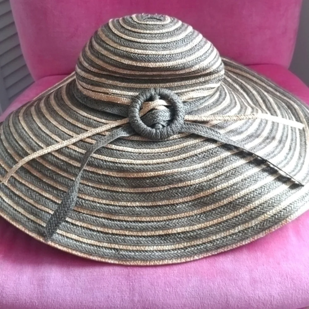 Floppy Hat wide brim sun hat neutral summer classy‎ beachy vacation Prest…